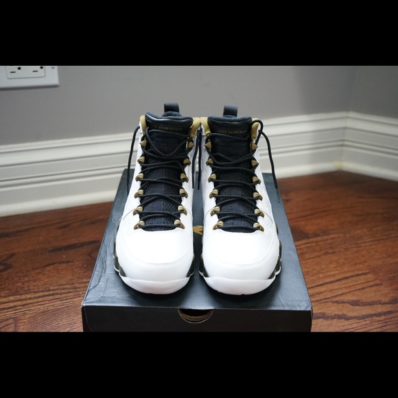 AUTHENTIC Air Jordan 9 Retro - Picture 2 of 5